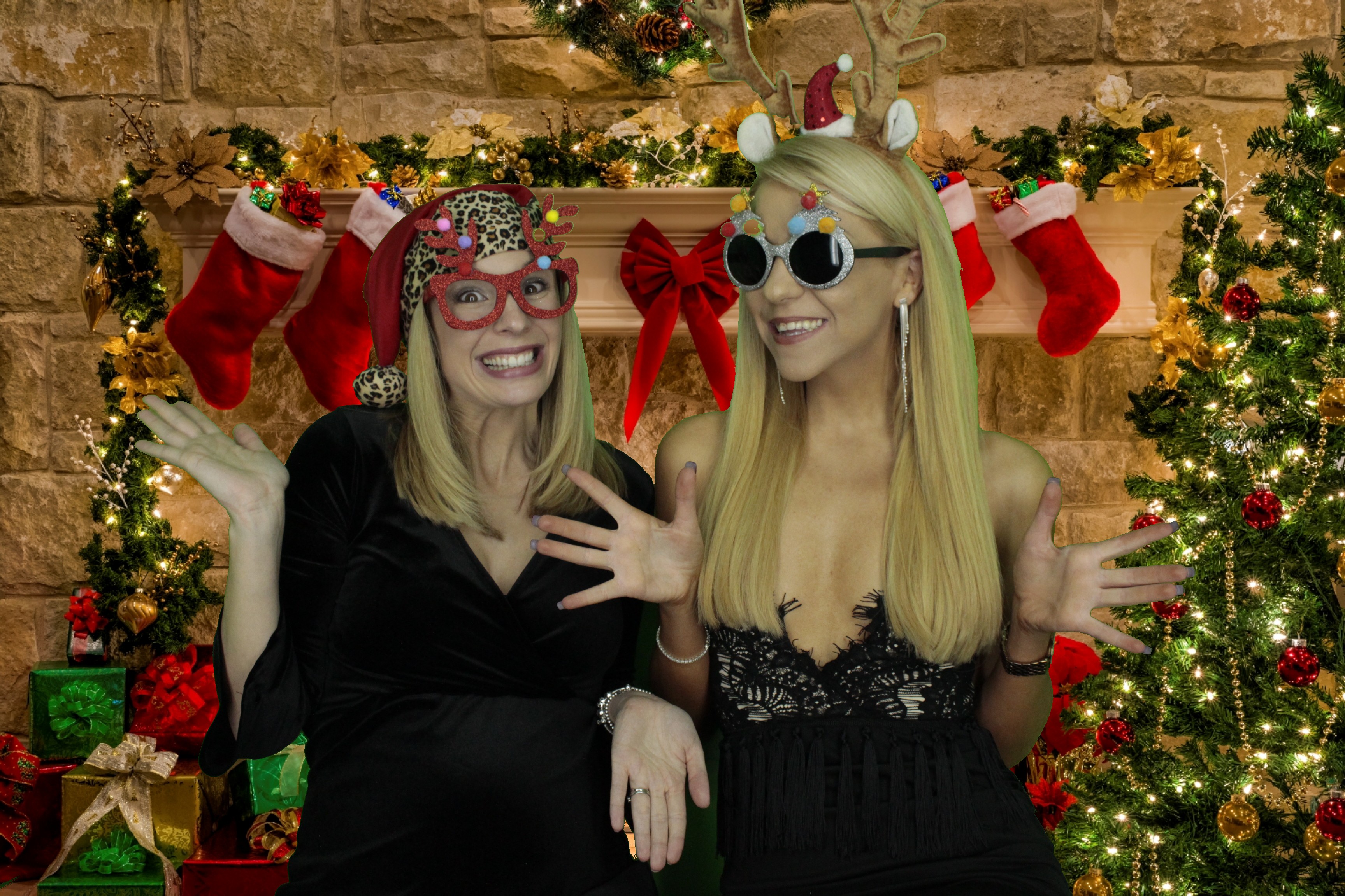 Silvermere Christmas Party | View more photos from the event at gallery.myphotoboothexperience.co.uk/u/MyPhotoBoothExperienceLtd/Silvermere-Christmas-Party-3
